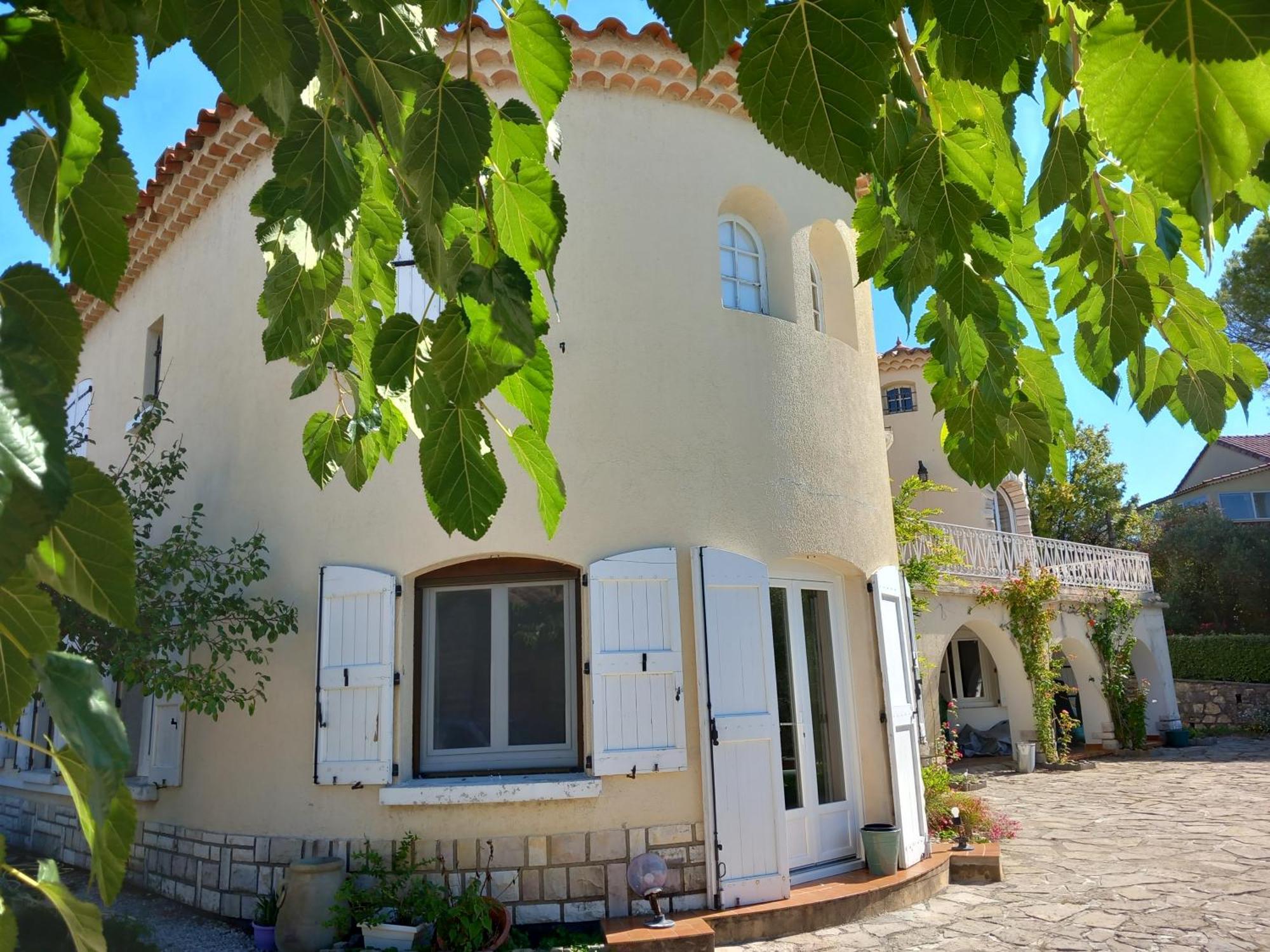 Hotel Le Relais Fleuri Alès Exterior foto